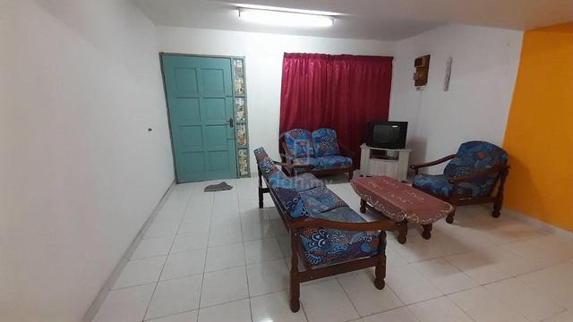 klebang double storey house for rent 1
