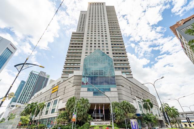 Professional office space in Regus JBCS on fully flexible terms 1
