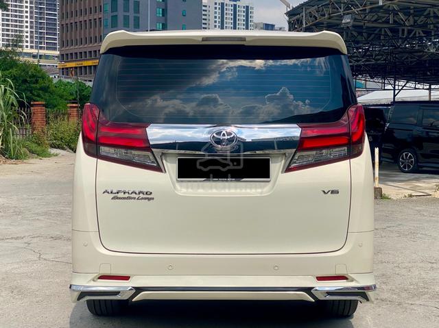 2017Toyota ALPHARD 3.5 EXECUTIVE LOUNGE SUNROF JBL - 4