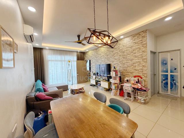 M Condominium @ Larkin 1