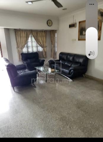 Nice location house with big land @ Sea Park.PJ 1