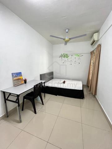Male Unit Medium Room Kota Damansara 1