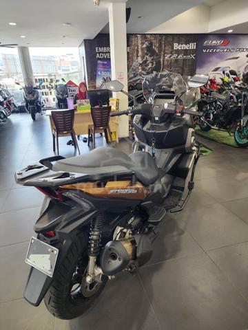 Qjmotor fort 350 xmax 368g - photo 8 of 9