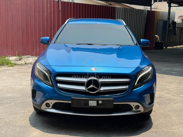 2015 Mercedes Benz GLA200 1.6 LOAN KEDAI IC SHJA - 2