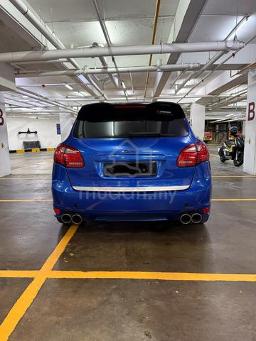 2010 Porsche CAYENNE 4.8 TURBO 958 (A) - 4
