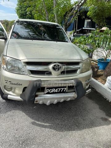 2005 Toyota HILUX 2.5 G (A) - 1