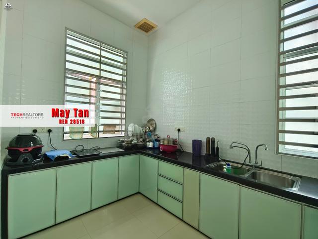 Gurney Fully RENOVATED 3 Storey Bungalow BIG PARKING near Gurney Walk 1