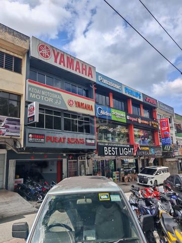 Johor Jaya 3 Storey Shop Lot 24x80 Jln Rosmerah 1