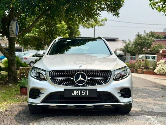 ON THE ROAD 2016 MERCEDES BENZ GLC250 AMG 2.0Turbo - 3