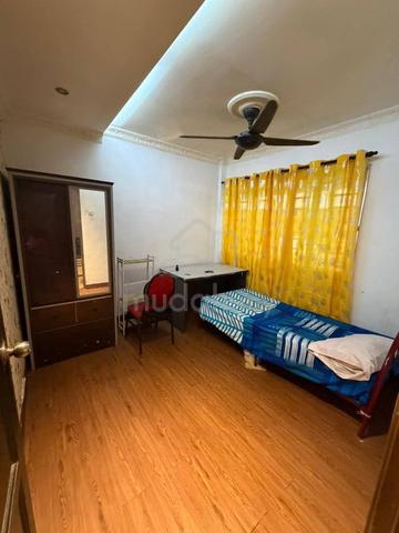 Partially Furnished Selangor Gombak Room For Rent 1