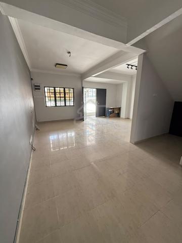 Double Storey House at Bukit Tinggi 1 Klang for Rent 1