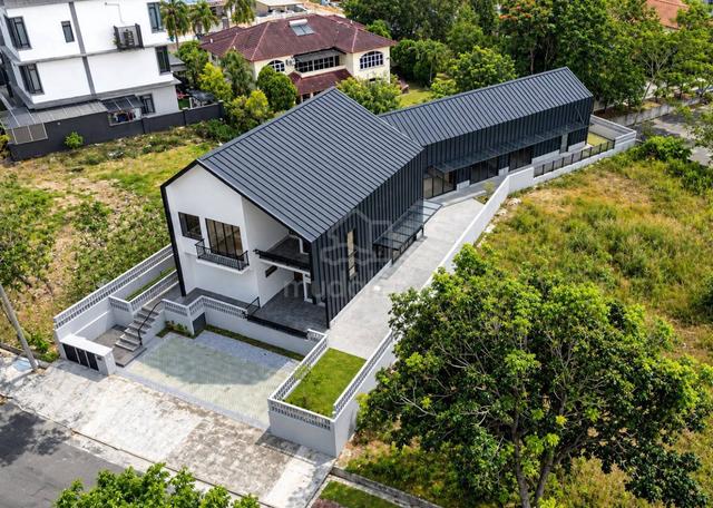 7965ft² MODERN INDUSTRIAL BARN VILLA, Monterez Golf & Resort Shah Alam 1