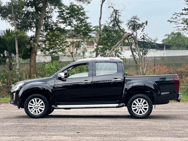 2020 Isuzu D-MAX 1.9 PREMIUM MY16 RT FACELIFT (A) - 3