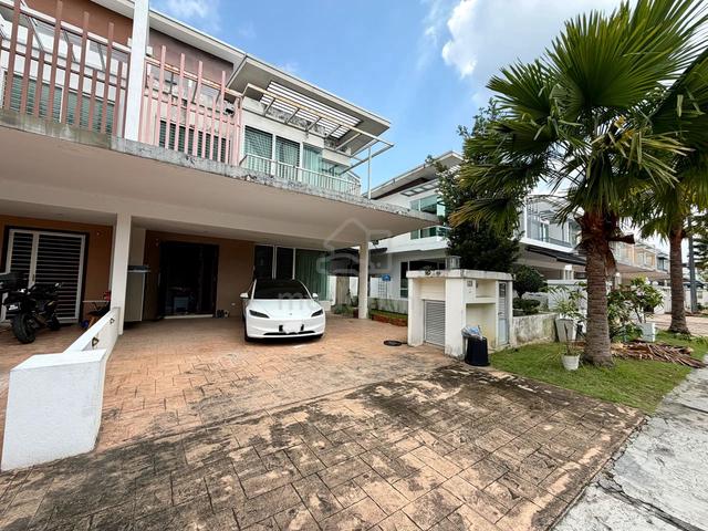ENDLOT Double Storey House Cassia Garden Residence Cyberjaya Selangor 1