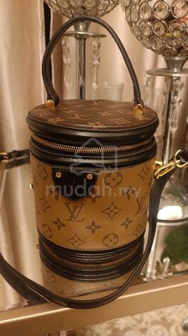 Carousel Image