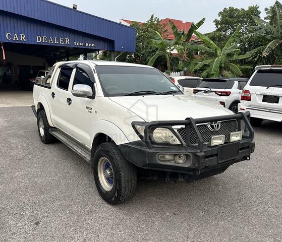 2010 Toyota HILUX 2.5 G MY05 KUN25R FACELIFT (M) - 1