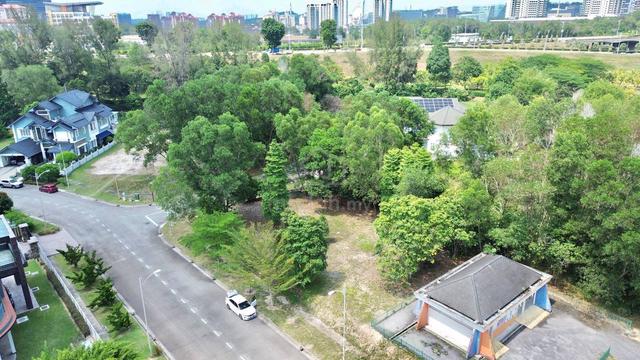 Bungalow Land Perdana Lakeview East Cyberjaya [ PRIME AREA ] 1