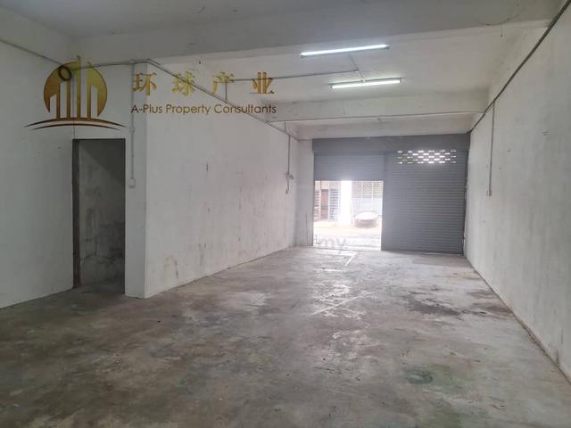 Cheapest ๐ฅ 2 Sty Shop Lot | Warehouse ๏ฝTaman Merak๏ฝSimpang Ampat 1
