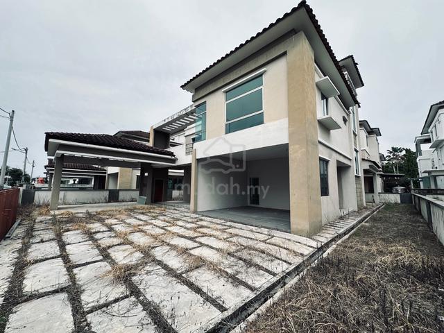3 Storeys Bungalow House @ Bukit Tambun 1