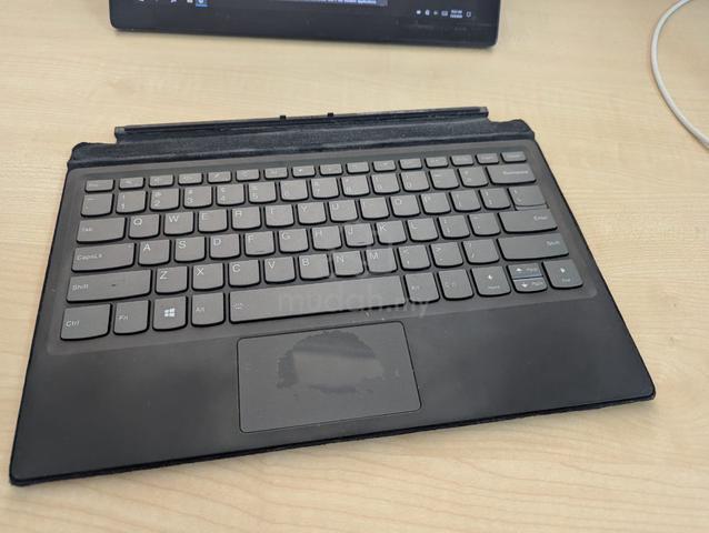 Lenovo Miix 520 i3-7130U/4G/128G ( like surface ) - photo 5 of 5