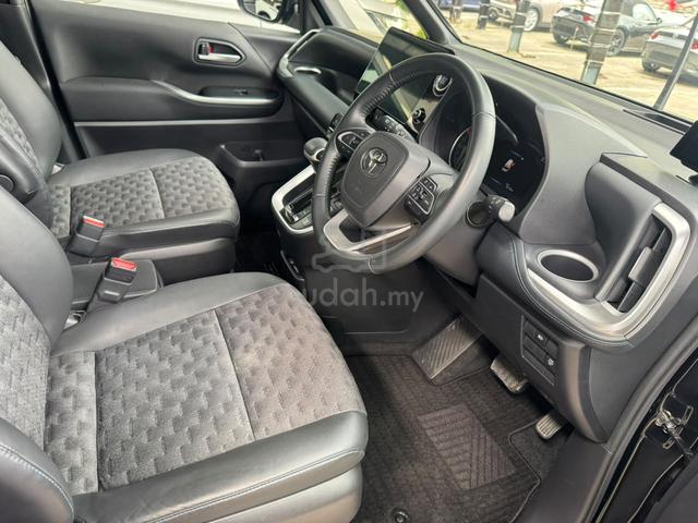 READY STOCK OFFER 2022 Toyota VOXY 2.0 S-Z (A) - 5