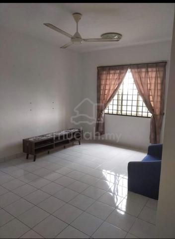 Persiaran Tanjung Apartment 3