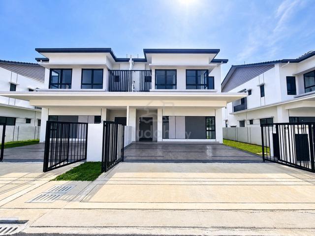 FACING LAKE, 2 Storey Semi Detached, Sejati Lakeside 2,Cyberjaya 1