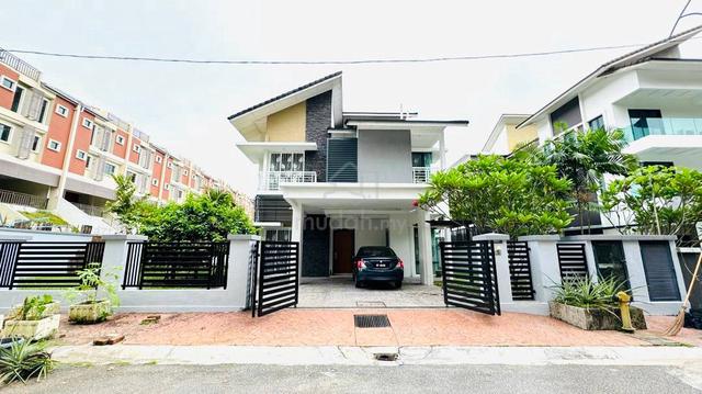 Corner Lot 🏠 FReeHoLd Bungalow Anjung Melati GomBak Setapak 4