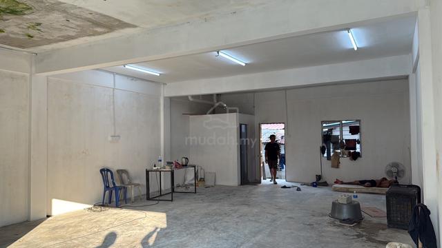 Brand New Shoplot – Be The First Tenant 1