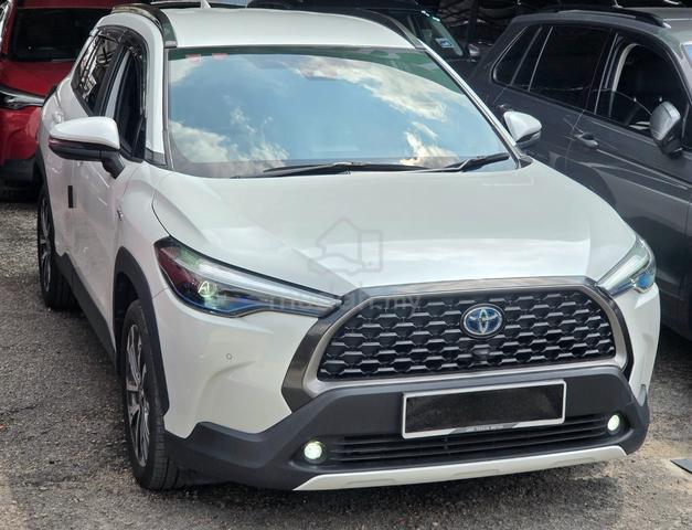 2024 Toyota COROLLA CROSS 1.8 HYBRID UNDER WARANTY - 1