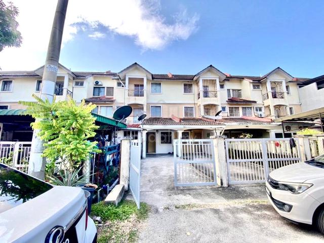 Townhouse Taman Kajang Perdana Kajang - House for sale in Kajang, Selangor