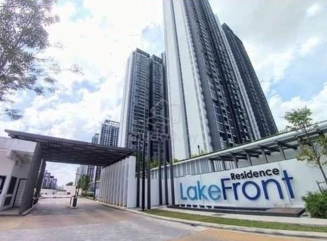 LakeFront Residence 1