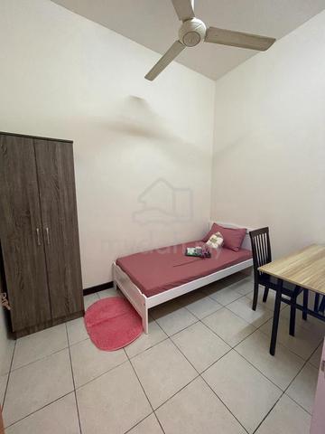 Cova Villa Condo Kota Damansara Male Small Fan Room Furnished Near MRT 1