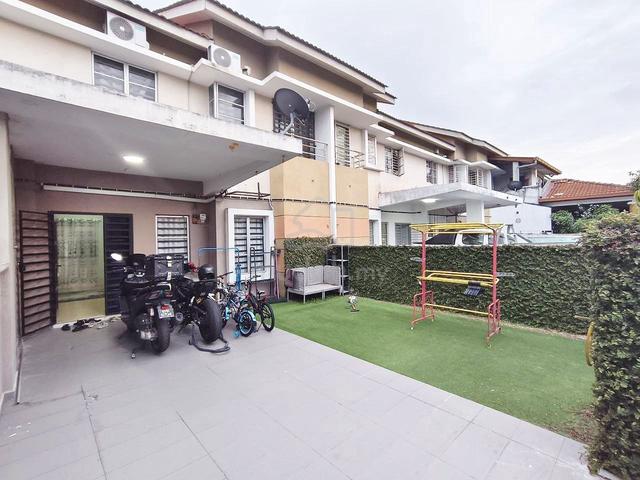 CANTIK & MURAH💥 Double Storey Taman Saujana Utama (SU3), Sungai Buloh 1