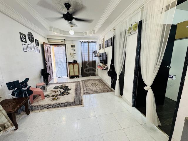 Seksyen 1 Wangsa Maju Flat 1