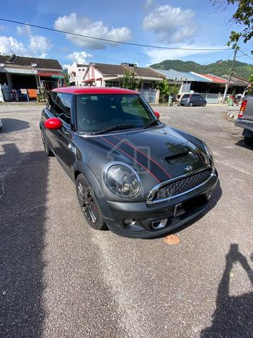 2011 Mini COOPER 1.6 JCW FACELIFT (M) - 1