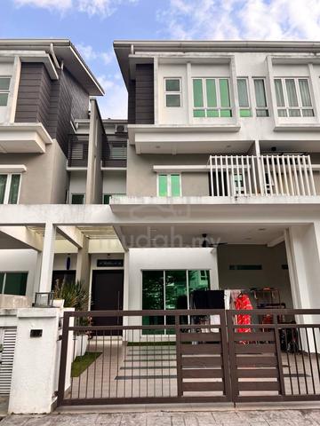 LUXURY TERRACE 2.5STOREY FREEHOLD NON BUMI Tiara South Bandar Semenyih 4