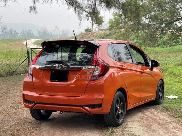 2021 Honda JAZZ V | FULL SPEC | TIP TOP CONDITION - 2