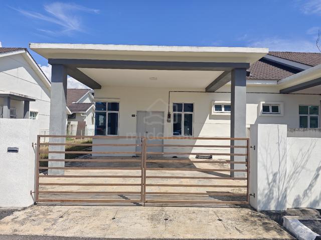 Partially Furnished Rumah Untuk Disewa Bandar Permata Lunas 1
