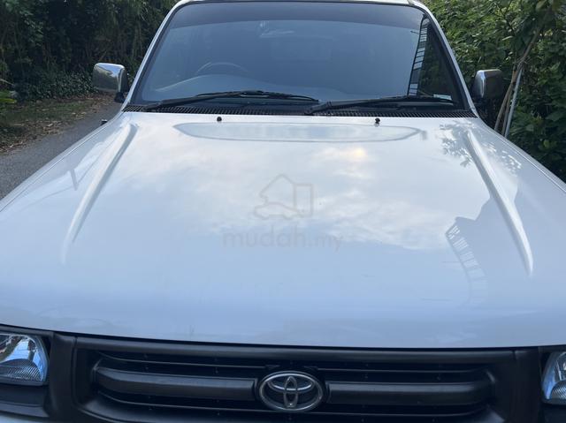 2002 Toyota HILUX 2.8 MY00 LN166R (M) - 3