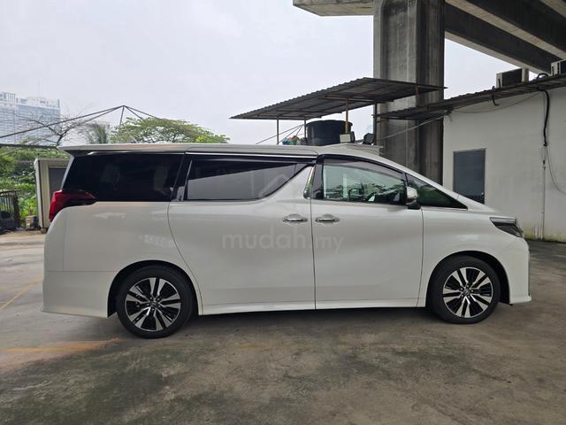 2023 Toyota ALPHARD 2.5 SC Sunroof Rating 4.5 - 2