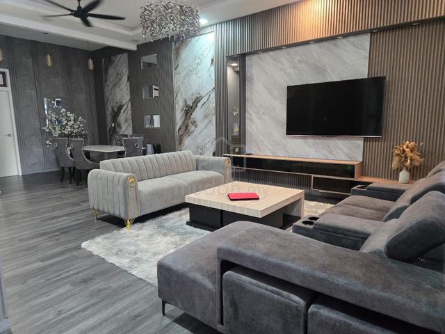 Master bedroom/Aircond/wifi/fully Furnished/autogate/Rebab DesaTebrau/ 1