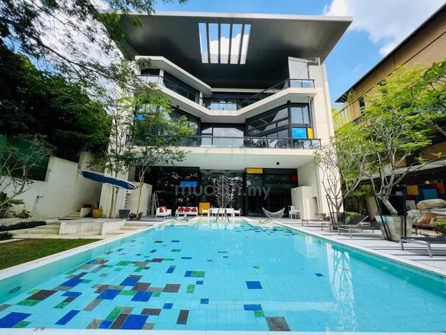 Luxury Designer Bungalow Golf VIew & Lake | Good FENGSHUI 4
