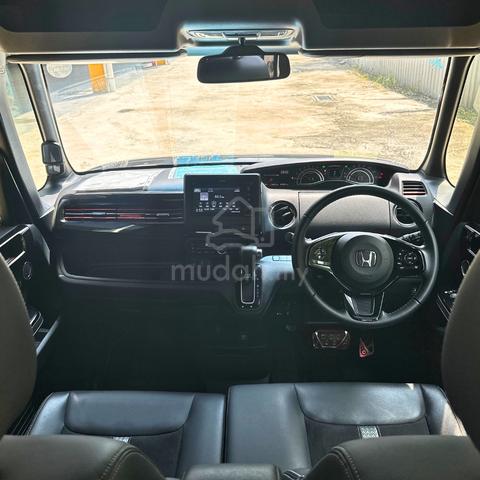 2021 Honda N BOX 0.7 CUSTOM L TURBO Free 8YWaranty - 3