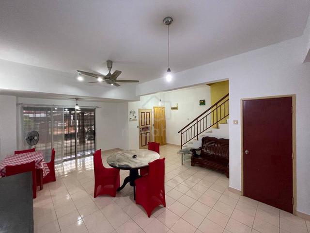 Full Furnished 2 Storey House Bandar Putra Permai Near Giant & Aeon 1