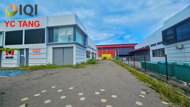 Valdor Semi Detached Factory For Rent 1
