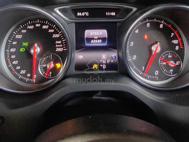 2019 Mercedes Benz CLA180 AMG 1.3 (A) 43K KM H&K - 4