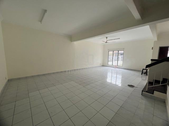Well-Kept 2-Storey House for Sale – Taman Mutiara Subang 1