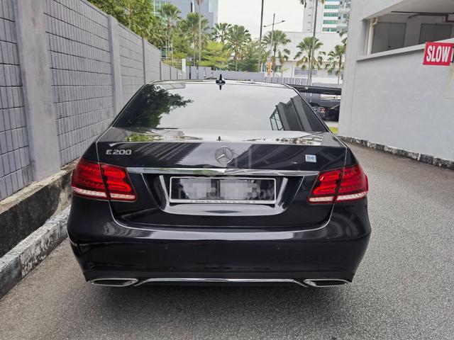 Mercedes Benz E200 AVANTGARDE Facelift - 4