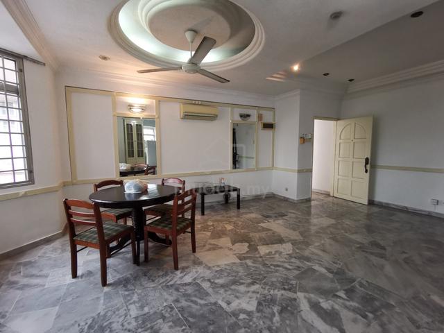 Goodyear Court 8 1